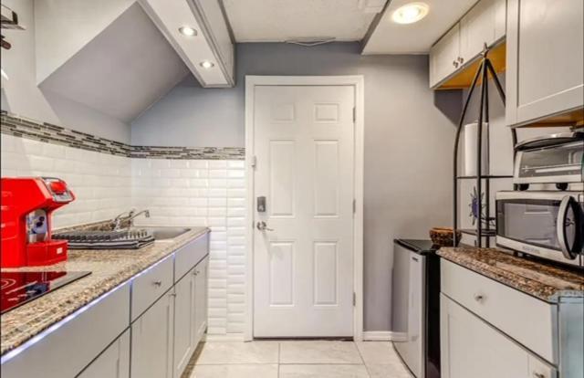 Brooklyn Spacious Space With Private Entrance, Bathroom, & Backyard - Full-Kitchen นิวยอร์ก ภายนอก รูปภาพ