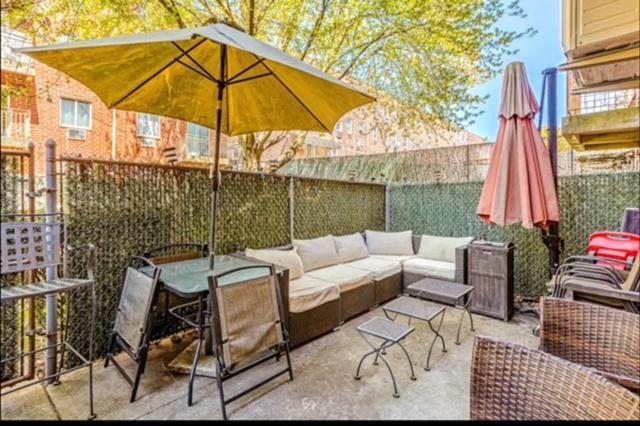 Brooklyn Spacious Space With Private Entrance, Bathroom, & Backyard - Full-Kitchen นิวยอร์ก ภายนอก รูปภาพ